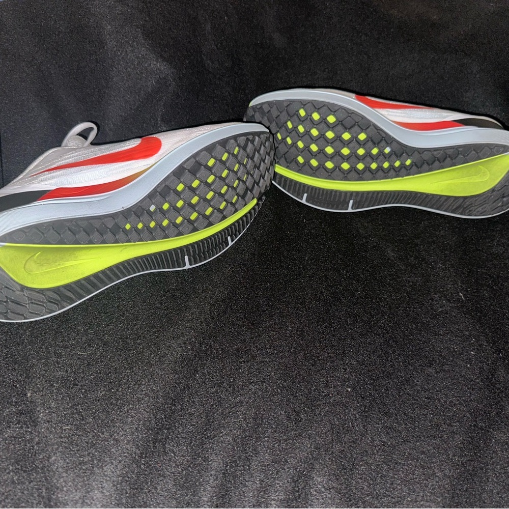 Nike sneakers - Picture 5 of 7